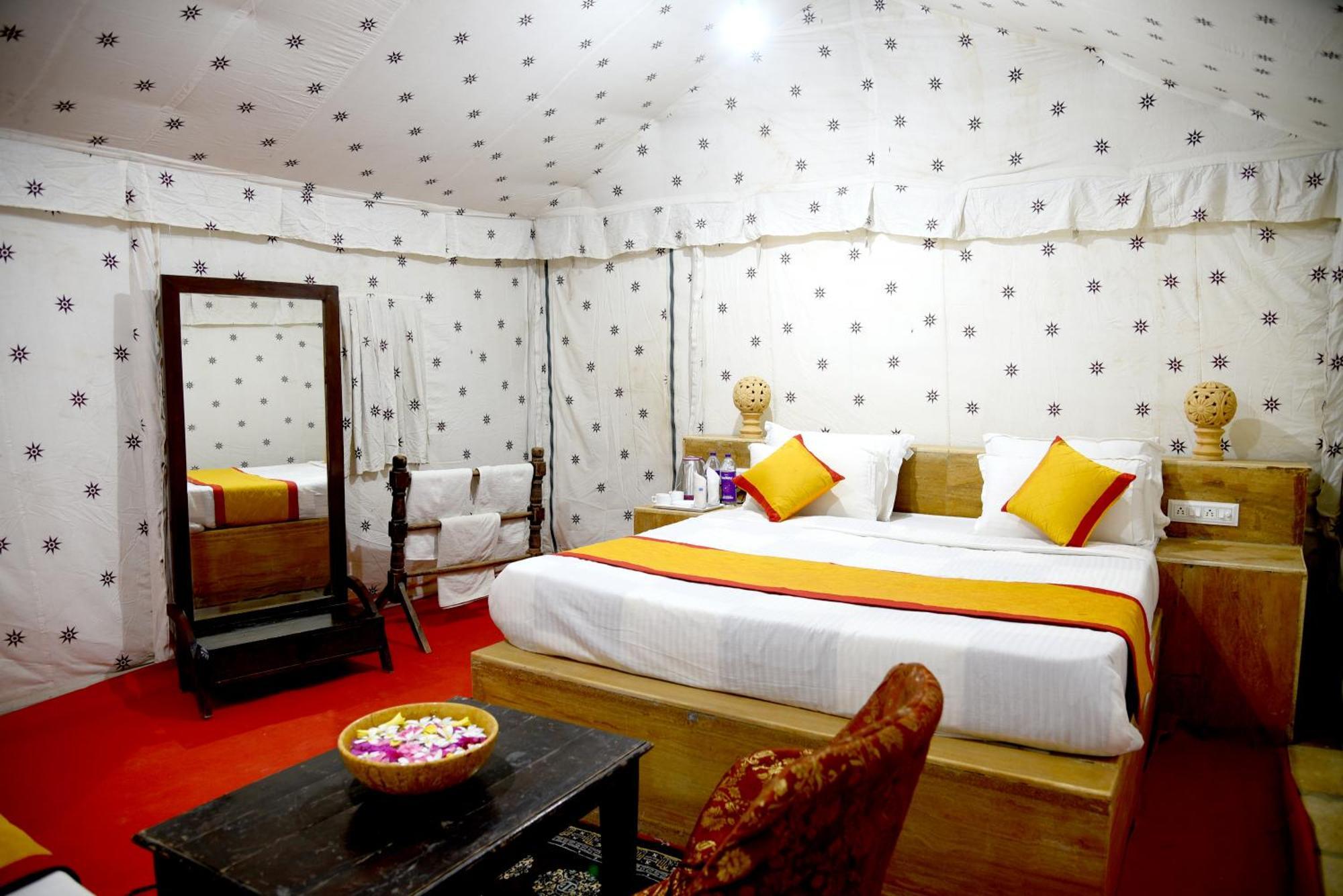 Joyful Desert Camps Jaisalmer Bagian luar foto